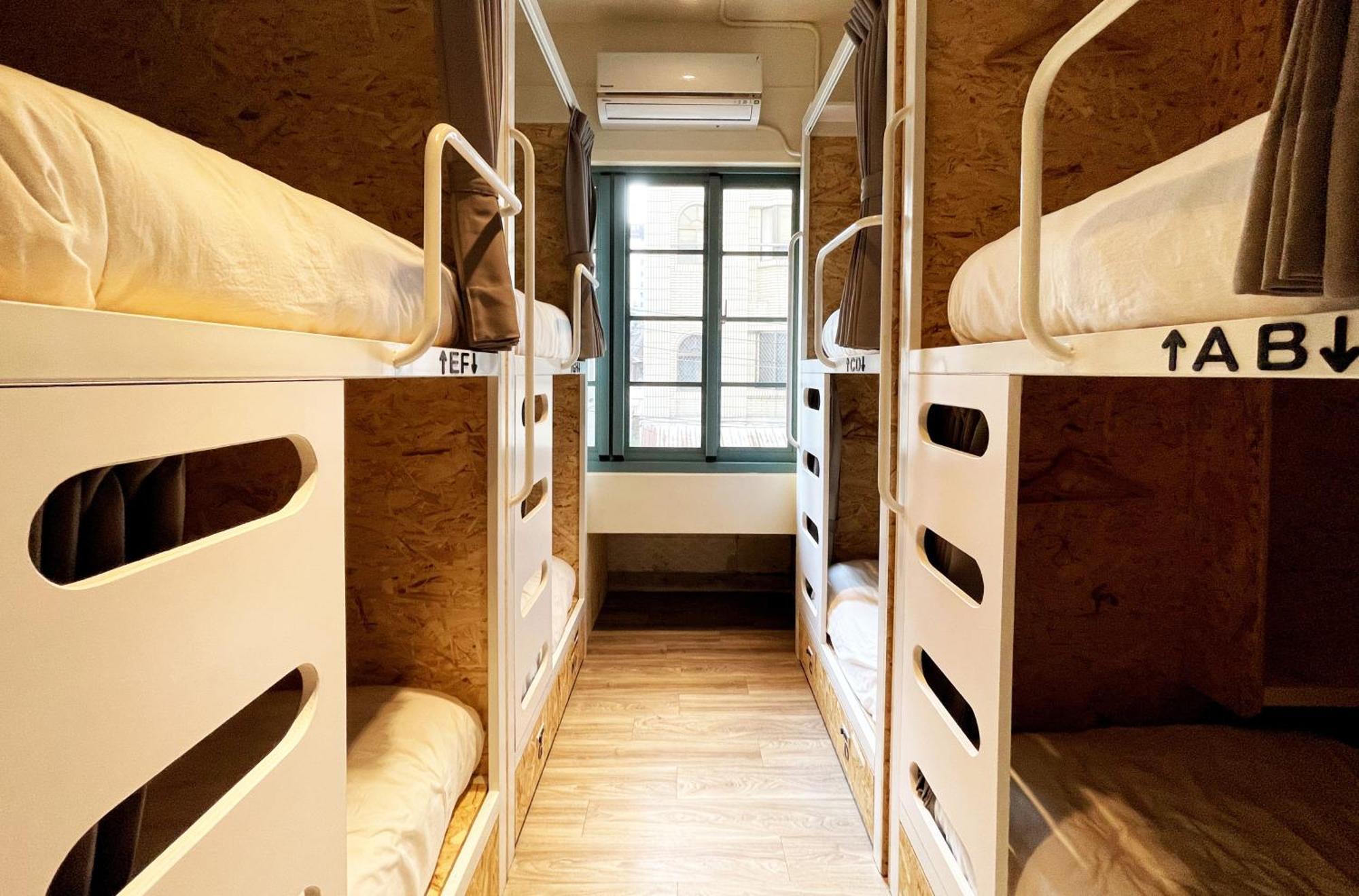 Funtime Hostel Chiayi Exterior foto